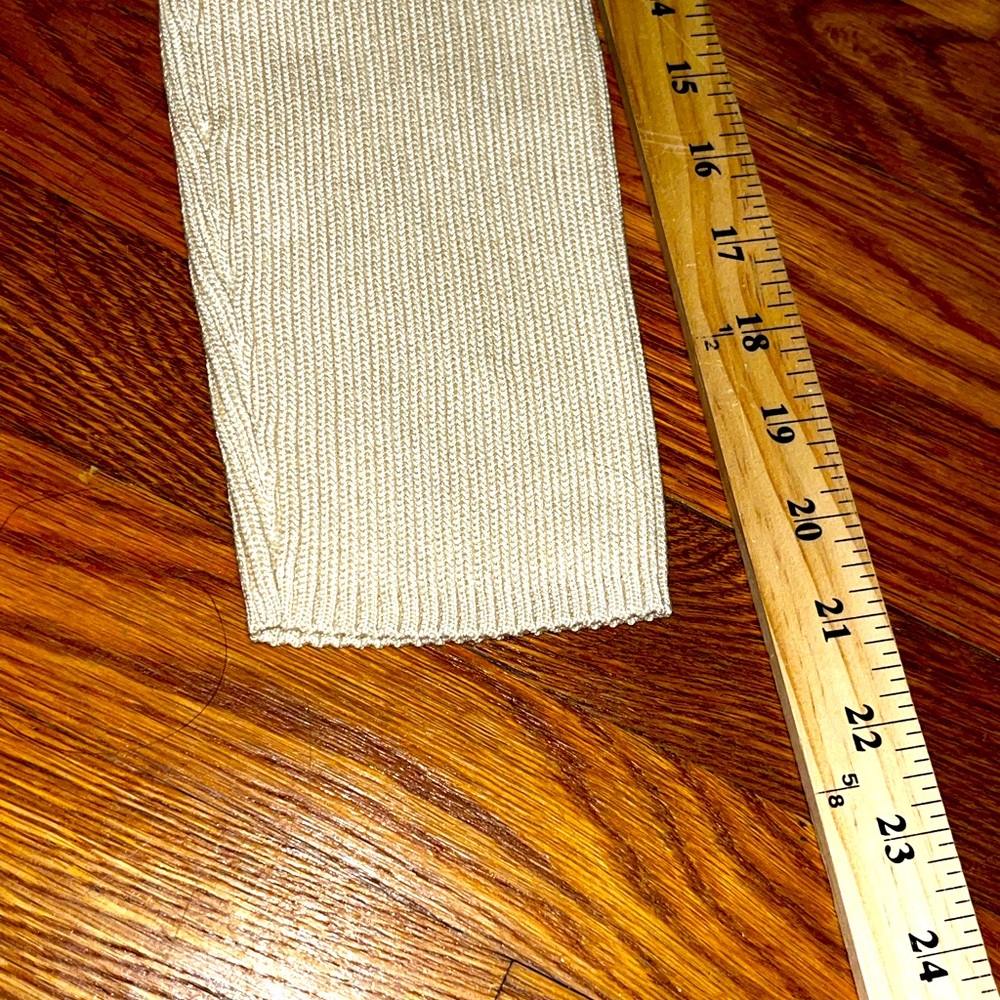 SOLD don’t buy! Peruvian Connection Pima Cotton sweater square neck medium cre - Picture 6 of 8